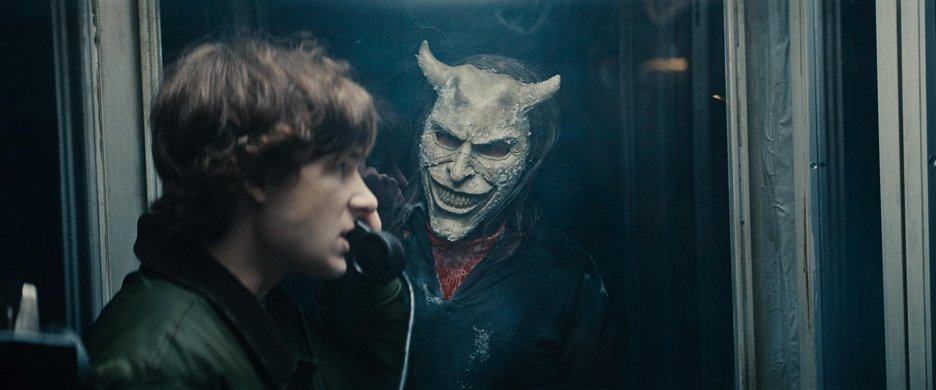 Černý telefon 2
(2025)_6914e2ab8007c.jpeg